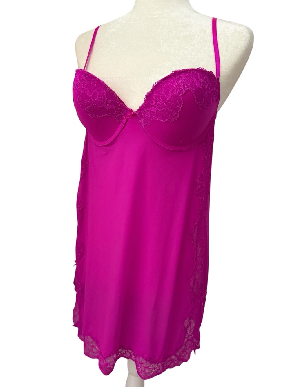 VICTORIAβS SECRET Pink Slip Dress with Lace Detail 36C